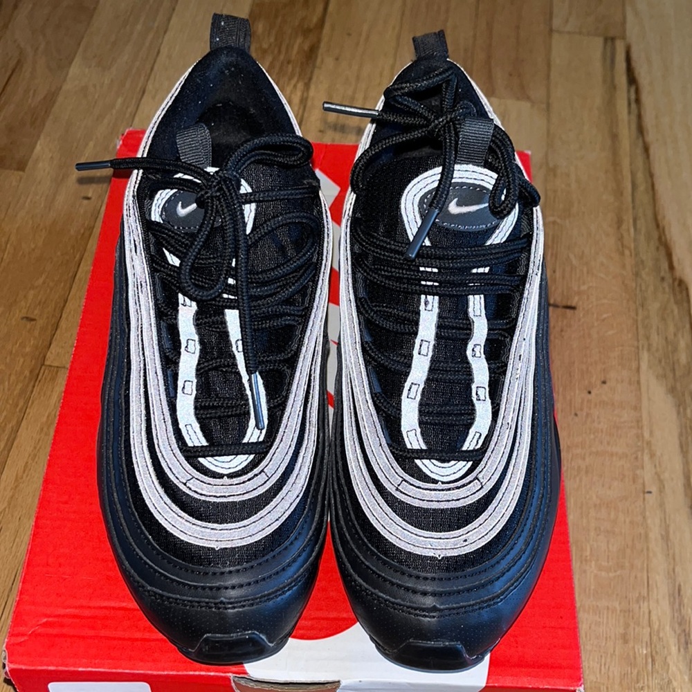NIKE AIR MAX 97